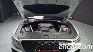 Genesis GV70 2.5T Бензин 2WD 2025 года из Южной Кореи