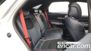 Genesis GV70 2.5T Бензин AWD 2024 года из Южной Кореи