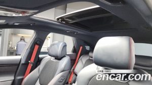 Genesis GV70 2.5T Бензин AWD 2024 года из Южной Кореи