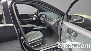 Mercedes-Benz GLA-Class GLA250 4MATIC 2023 года из Южной Кореи