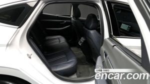 Hyundai Sonata 2.0 2024 года из Южной Кореи