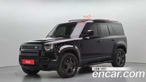 Land Rover Defender 110 D300 HSE 2022 года из Южной Кореи