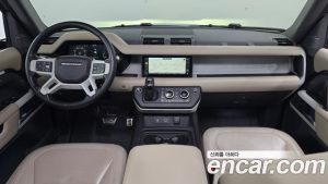 Land Rover Defender 110 D300 HSE 2022 года из Южной Кореи