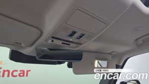 Land Rover Defender 110 D300 HSE 2022 года из Южной Кореи