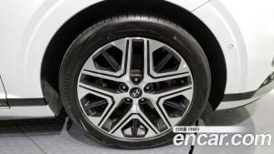 Hyundai Grandeur 2.5 Бензин 2WD 2024 года из Южной Кореи