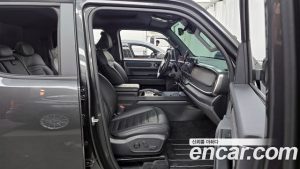 Kia Tasman 2.5T Бензин 4WD 2026 года из Южной Кореи