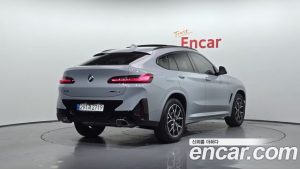 BMW X4 xDrive20i M Sport 2023 года из Южной Кореи