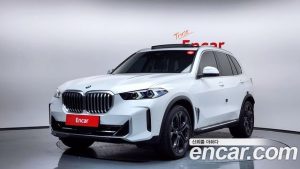 BMW X5 xDrive 40i xLine 2024 года из Южной Кореи