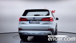 BMW X5 xDrive 40i xLine 2024 года из Южной Кореи