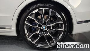 BMW X7 xDrive 40d M Sport 7-Seater 2024 года из Южной Кореи