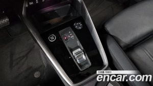Audi A3 40 TFSI Premium 2023 года из Южной Кореи