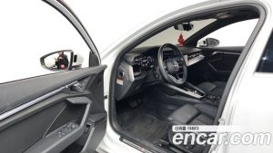 Audi A3 40 TFSI Premium 2023 года из Южной Кореи