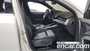 Audi A3 40 TFSI Premium 2023 года из Южной Кореи