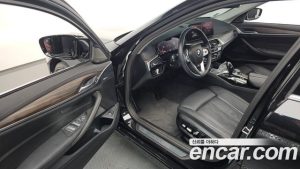 BMW 5-Series 530i Luxury 2023 года из Южной Кореи