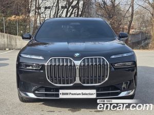 BMW 7-Series 740i sDrive Design Pure Excellence 2023 года из Южной Кореи