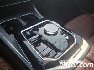BMW 7-Series 740i sDrive Design Pure Excellence 2023 года из Южной Кореи