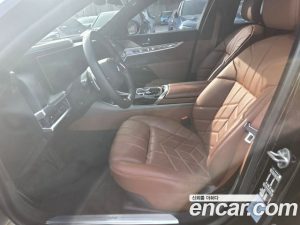 BMW 7-Series 740i sDrive Design Pure Excellence 2023 года из Южной Кореи