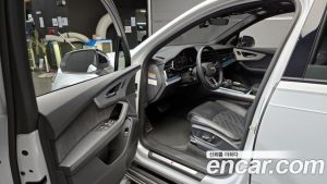 Audi Q7 55 TFSI 4WD Premium 2023 года из Южной Кореи