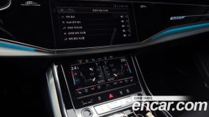 Audi Q7 55 TFSI 4WD Premium 2023 года из Южной Кореи