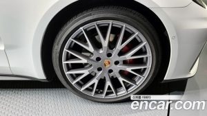 Porsche Panamera 2.9 AWD 2025 года из Южной Кореи
