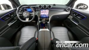 Mercedes-Benz GLC-Class GLC300 4MATIC AMG Line 2024 года из Южной Кореи
