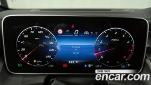 Mercedes-Benz GLC-Class GLC300 4MATIC AMG Line 2024 года из Южной Кореи