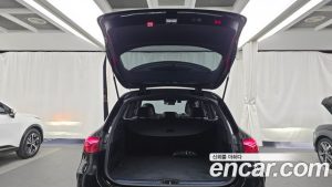 Mercedes-Benz GLC-Class GLC300 4MATIC AMG Line 2024 года из Южной Кореи