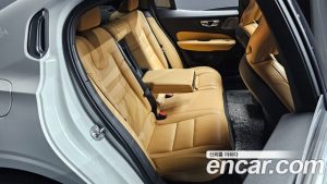 Volvo S60 B5 Ultra Bright 2025 года из Южной Кореи