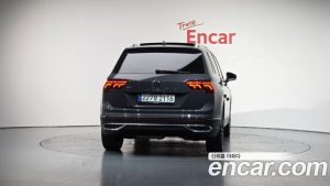 Volkswagen Tiguan 2.0 TDI Prestige 2023 года из Южной Кореи
