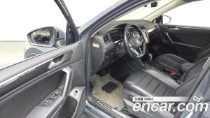 Volkswagen Tiguan 2.0 TDI Prestige 2023 года из Южной Кореи