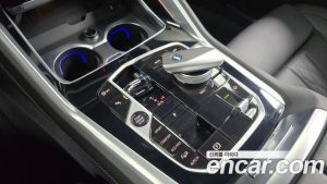 BMW X6 xDrive40i M Sport 2025 года из Южной Кореи