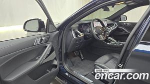 BMW X6 xDrive40i M Sport 2025 года из Южной Кореи