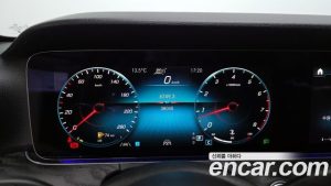 Mercedes-Benz E-Class E250 Avantgarde 2023 года из Южной Кореи