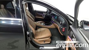 Mercedes-Benz E-Class E250 Avantgarde 2023 года из Южной Кореи