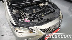 Lexus ES Executive 2025 года из Южной Кореи
