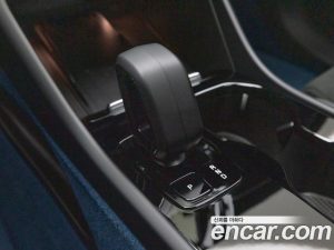 Volvo XC40 Twin ULTIMATE 2024 года из Южной Кореи