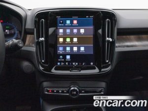 Volvo XC40 Twin ULTIMATE 2024 года из Южной Кореи