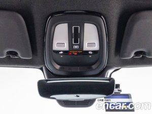 Volvo XC40 Twin ULTIMATE 2024 года из Южной Кореи