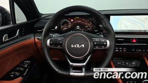 Kia K5 1.6 Turbo 2024 года из Южной Кореи