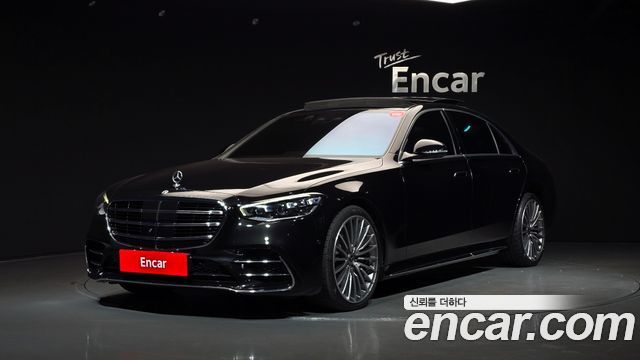Mercedes-Benz S-Class S500L 4MATIC 2023 года из Кореи