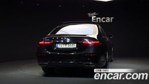 Mercedes-Benz S-Class S500L 4MATIC 2023 года из Южной Кореи