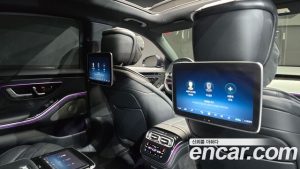 Mercedes-Benz S-Class S500L 4MATIC 2023 года из Южной Кореи