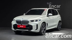 BMW X5 xDrive 40i M Sport 2025 года из Южной Кореи