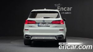 BMW X5 xDrive 40i M Sport 2025 года из Южной Кореи