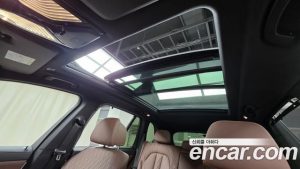 BMW X5 xDrive 40i M Sport 2025 года из Южной Кореи