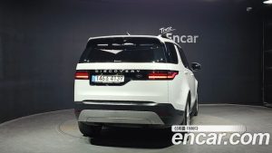 Land Rover Discovery D250 SE 2023 года из Южной Кореи