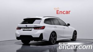 BMW 3-Series 320d Touring M Sport 2023 года из Южной Кореи