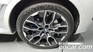 BMW X7 xDrive 40i M Sport 6 2024 года из Южной Кореи