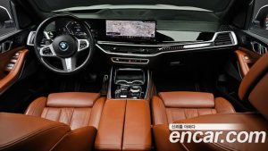 BMW X7 xDrive 40i M Sport 6 2024 года из Южной Кореи