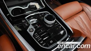 BMW X7 xDrive 40i M Sport 6 2024 года из Южной Кореи